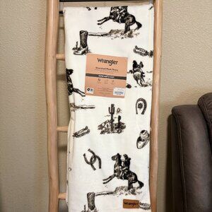 Wrangler Oversized Plush Throw Blanket Western Cowboy Horse NWT